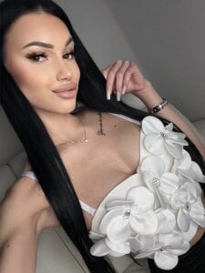 ilariea_girl Seductive Foto