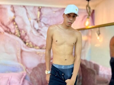 Bvlgar_Guys Public Pic 5