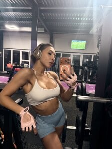 _ChloeLee_ Me💖 Pic 6