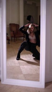 AliaAnsley Alisa Pic 2