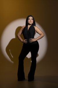 Maddysex_ Don't look too hard... you might fall in love with these curves. Pic