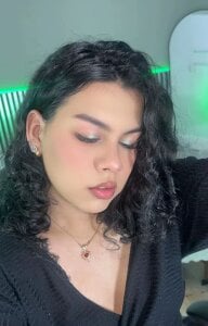 Alisson_Pinkey Public  5টি ছবি