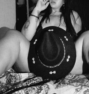 nahomy_fetish Nah♥my Bilde 2