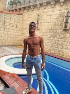 Public od 3Happy1  3 snímek