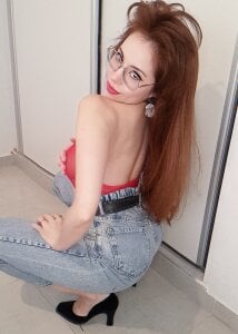 Choose one de DeenaJones  6 Imagens