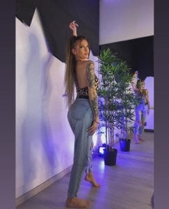 alessiamons Album4 Pic