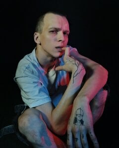 frozen_boy ME - your better choice Pic 8