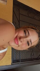 Emiiily__