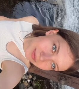 TereseHoltorf Public Pic 2