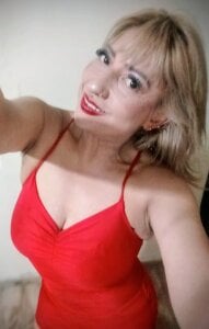 CrystalLoveSquirt Public Pic 4