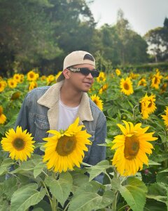 dear_oss1 💛 Pic 3