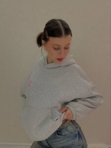 LouiseChavez Self Expression Poză 4