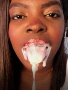 Im imagining your cock... de Naomi_Jackson_  4 Imagens