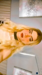 vicky_fant4sy My eyes have a lot to tell you✨ Bilde 2