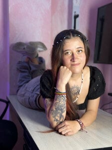 Celeste_wang Public Pic 2