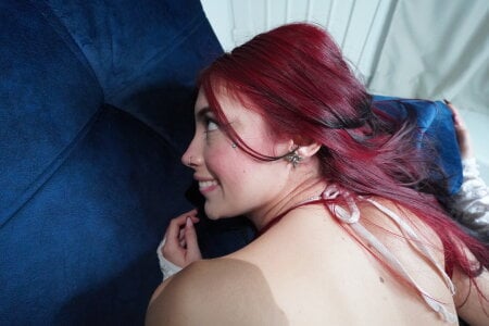 Danna_Lildevil Very shy and very expert Foto 8