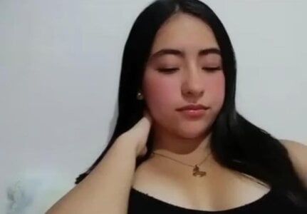 CatalinaSantana_Pink Public Pic