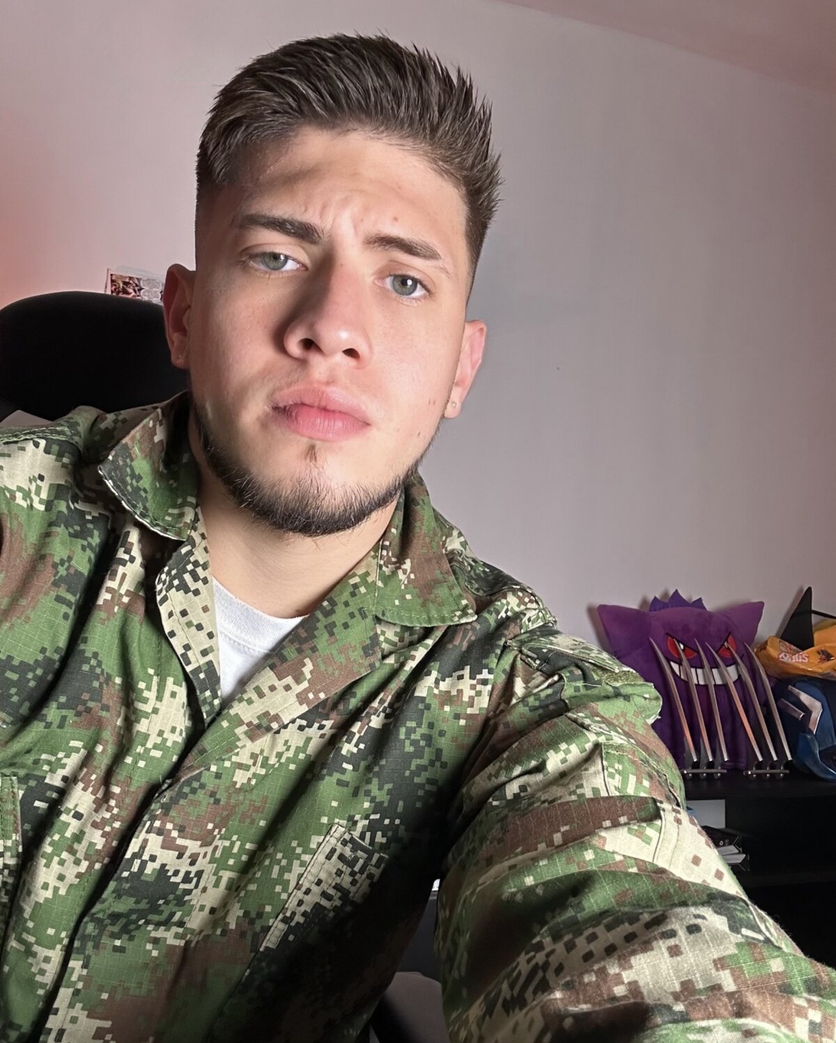 Foto  5777 de SebastianMaximoff_ – em alta