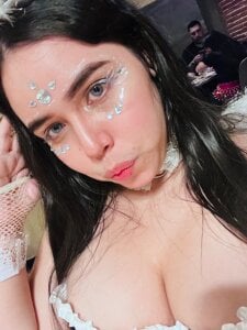 melaniecooperrlittle angel 😏🤭 Bild 4