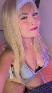 Aria_uwu Rabbit girl 🤍 Foto 2