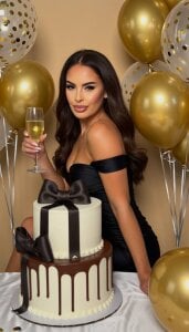 AlmaLuv kullanıcısının B-day Queen🍰 albümü -  9 fotoğraf