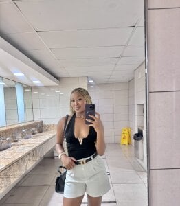 Miss-Kay24 Public Foto 5