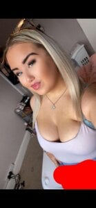 KatieCeexxPublic Bild 4