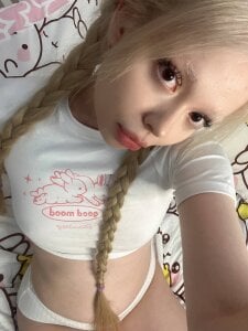 ellieblondyPublic Bild