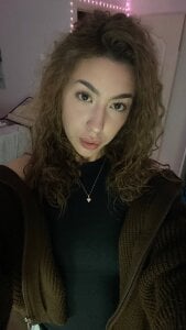 KeilaJeschon chasing the sun🌸 Pic 4