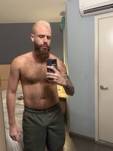 Public de llHugoll  3 photos