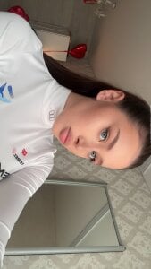 OnlyVivi Public Pic 7