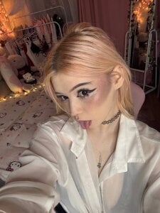 Lunar_Blush just me Foto 5