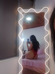 Canndyy_tay1 MMM YES Pic 2