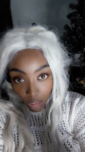 VenezuelaLuxeNoir Tiny steps Pic