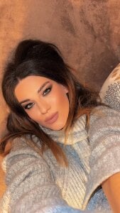 NadiraNoor 👁️👁️ Foto 2