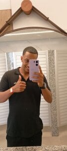 🤳🏾 de Pretinhoo25  2 Imagens