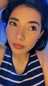 Lornamedina07 Public Pic 3