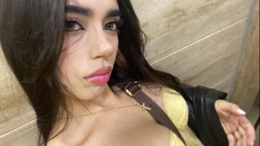 Maia_antonelli Given u my face card✨ Poză