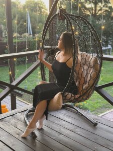 AmityHathorne Public Pic 3