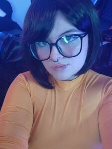 Mariana_velezz Velma! 🧡🔎 Pic 7