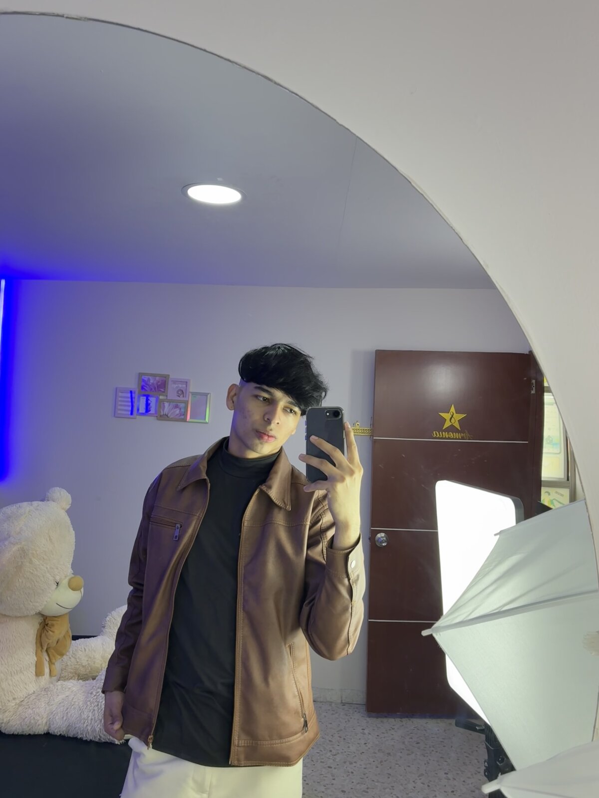 OnlyJos adlı kullanıcının viral fotoğrafları:  23