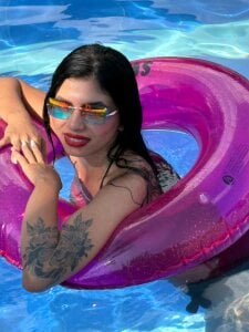 pool day ! 💥⭐ de Emmaa_Queen_  2 photos