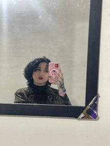 Velvet_C4k3 Public Bilde