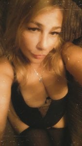 Leanne43