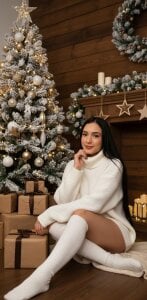 violet_77711 merry christmas 2025 Foto 2