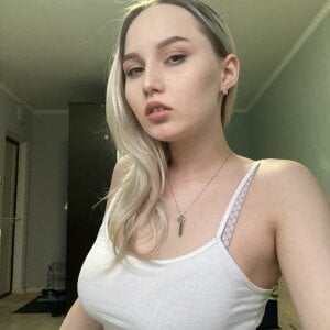 CrystaLuna69 Public Gambar 9