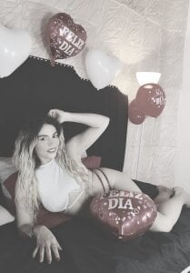 JennyRouse01 San valentin`s Day 2026 💕💋  4টি ছবি