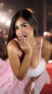 MoanWithMayaXXX Public Pic