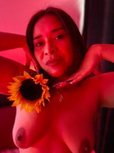 CUTE de paula_banderhood  photos