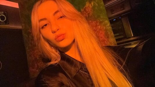 YukiiKim Public Pic 7